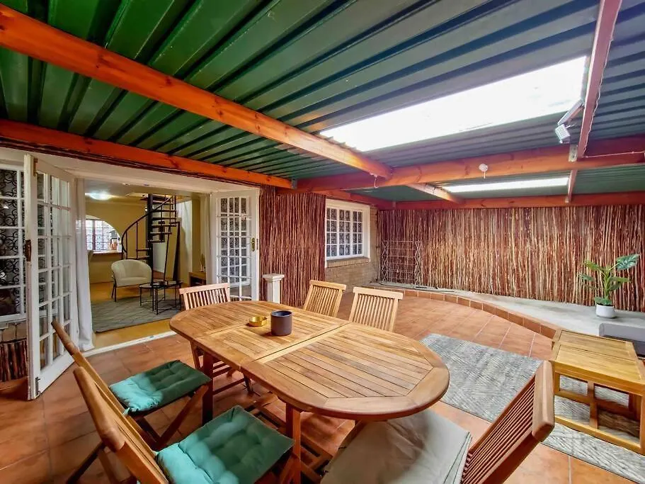 Self Check In-Family Home-4 Km From Blouberg Beach Cape Town South Africa